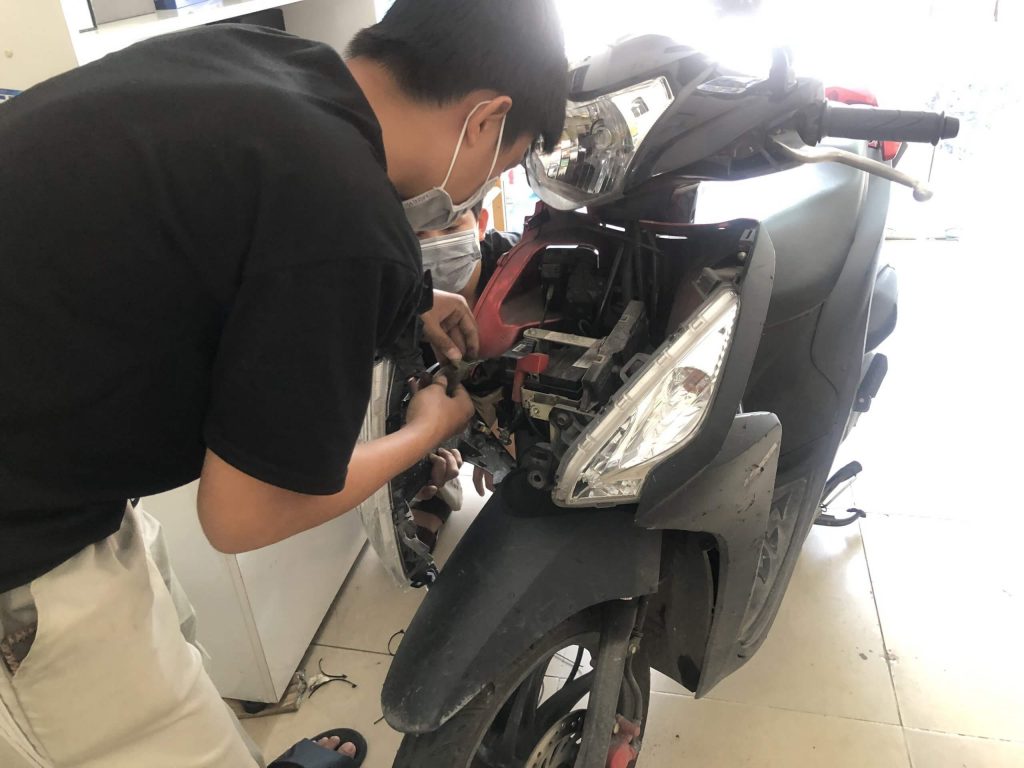 Lắp định vị xe máy tại Sao Việt